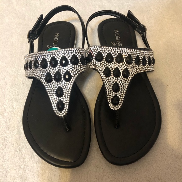 Sandals - Picture 2 of 3